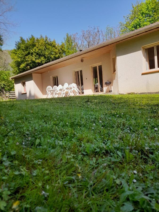 Gites du Quié Les Cabannes  Extérieur photo