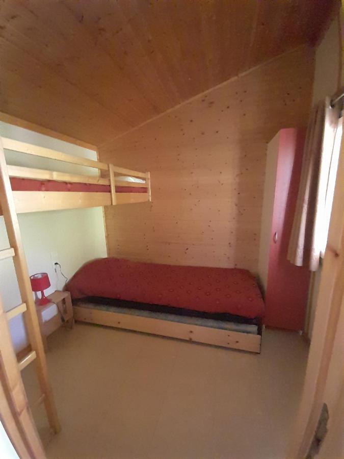 Gites du Quié Les Cabannes  Extérieur photo