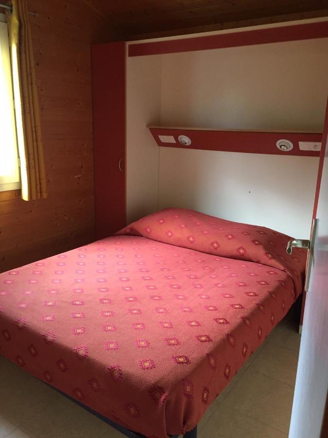 Gites du Quié Les Cabannes  Extérieur photo
