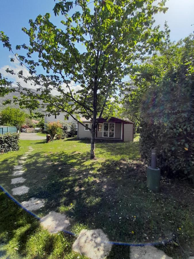 Gites du Quié Les Cabannes  Extérieur photo