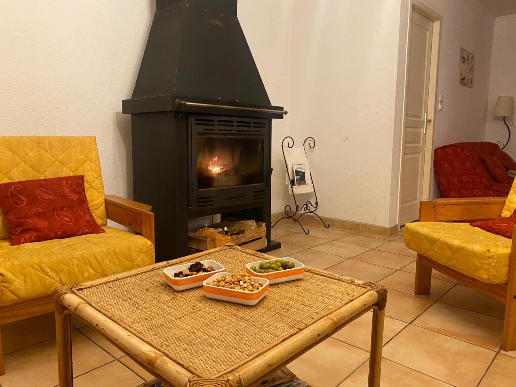 Gites du Quié Les Cabannes  Extérieur photo